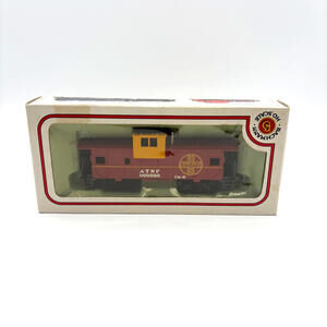Bachmann HO Scale ATSF Wide Vision Caboose Santa Fe Item # 43-1007-02 See Note